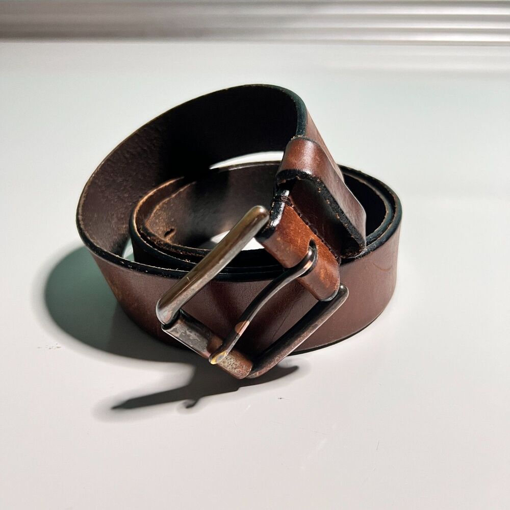 Levis Classic Genuine Leather Casual Brown Vtg Style Roller Buckle Size 36 Black